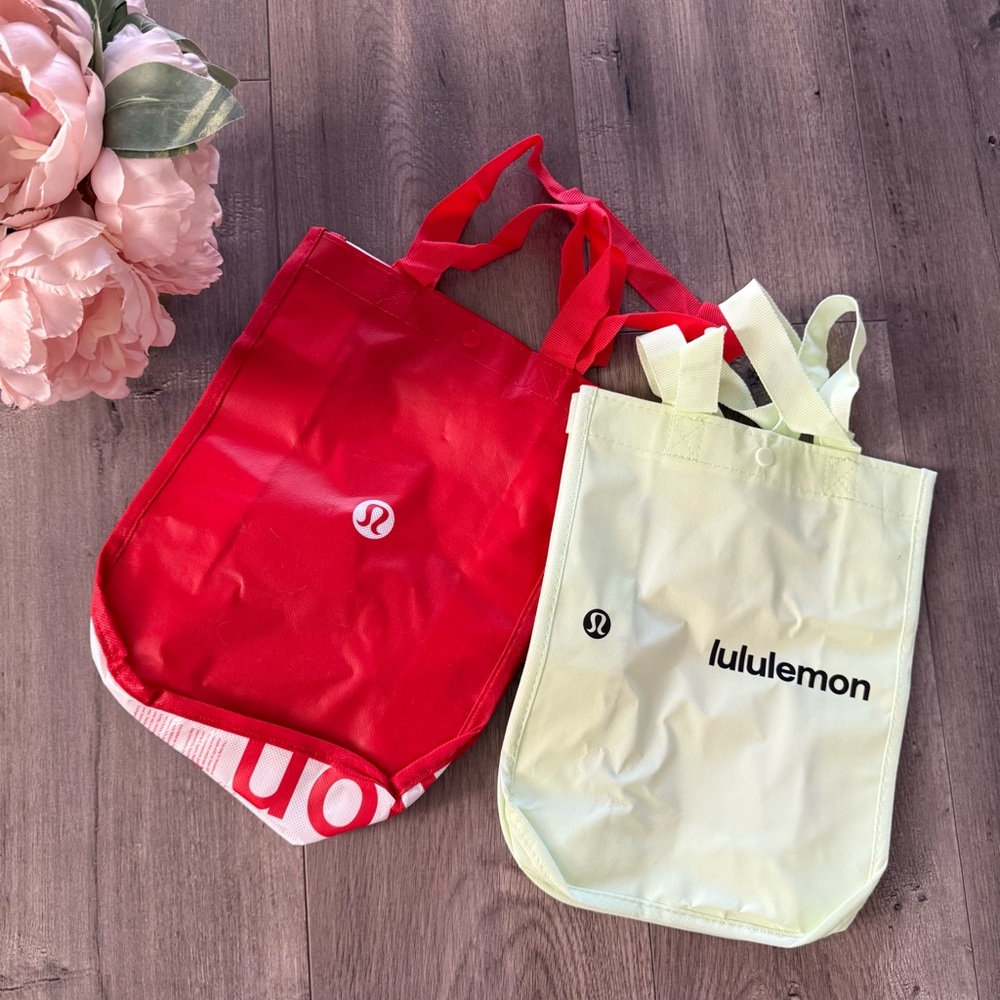 2 New Lululemon Tote Bags Like‎ Green & Red